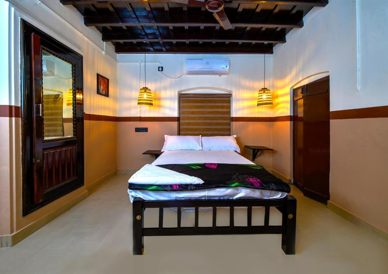 Rams Guest House The Valley Near Kims Hospital Thiruvananthapuram Екстериор снимка